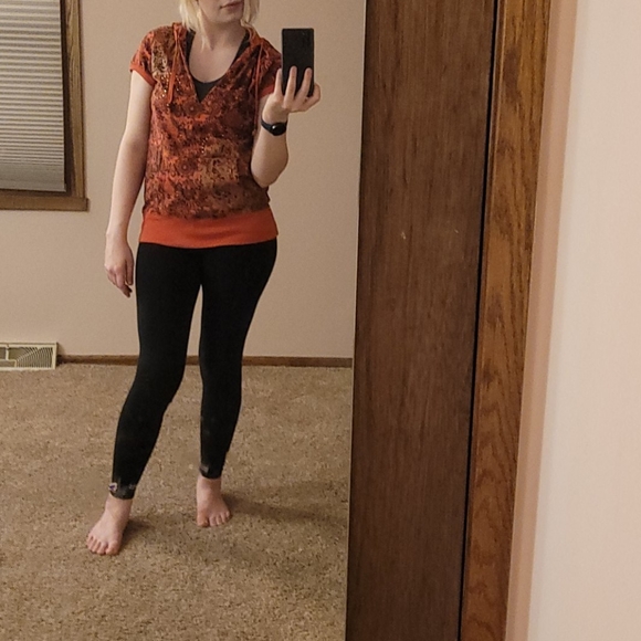 Pink silver black boho hooded maurices tee v neck - Picture 2 of 8